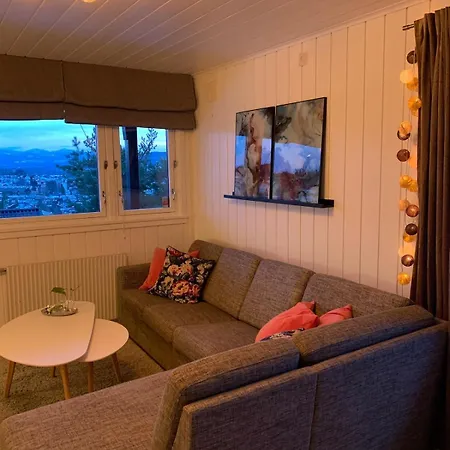 Amazing Views On The Sunny Side Apartmán